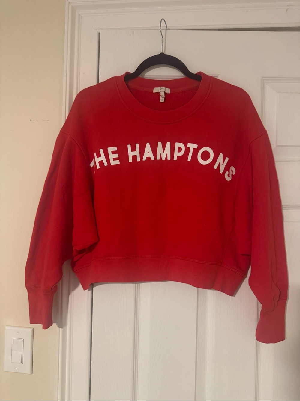 GUC Joie Red Cropped Crewneck Sweatshirt THE HAMPTONS Graphic, 100% Pima Cotton